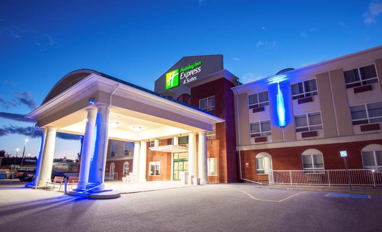 Holiday Inn Express Hotel & Suites-Hinton By Ihg Exterior photo